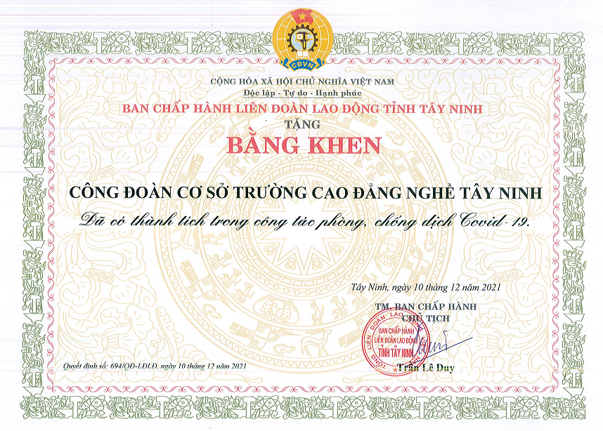 Công đoàn cơ sở Trường Cao đẳng nghề Tây Ninh nhận bằng khen BCH Liên đoàn Lao động tỉnh Tây Ninh trong công tác phòng, chống dịch Covid-19